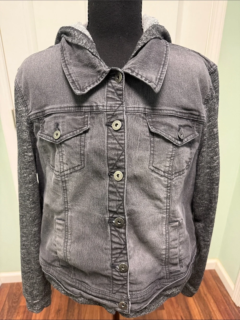 lei casual grey
